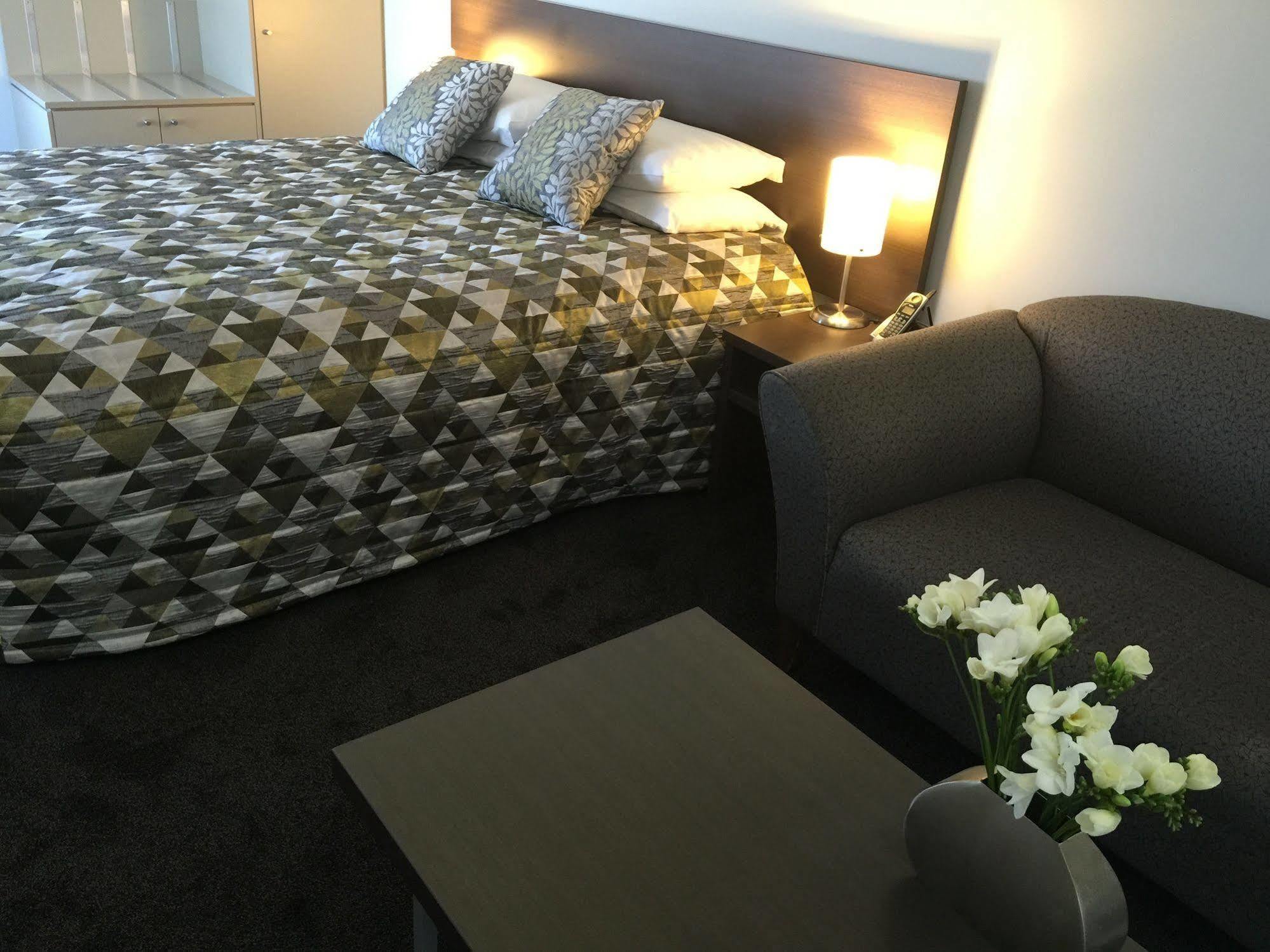 Airport Delta Motel Крайстчърч Екстериор снимка